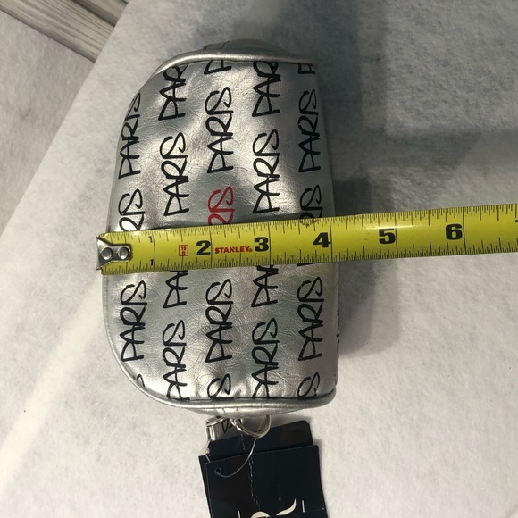 Robin Ruth Wristlet Paris NWT - Picture 7 of 9